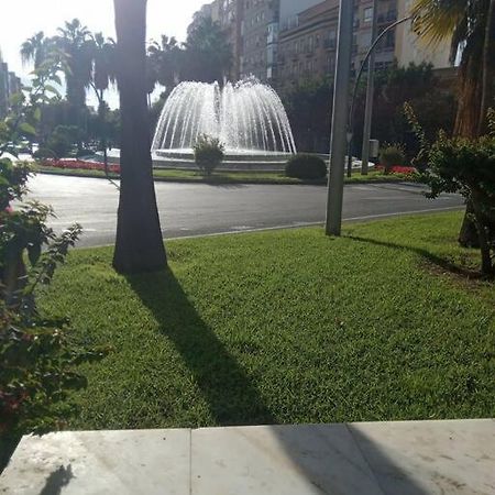 Apartamento Rambla De Almeria Bagian luar foto