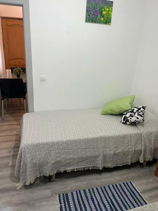 Apartamento Rambla De Almeria Bagian luar foto